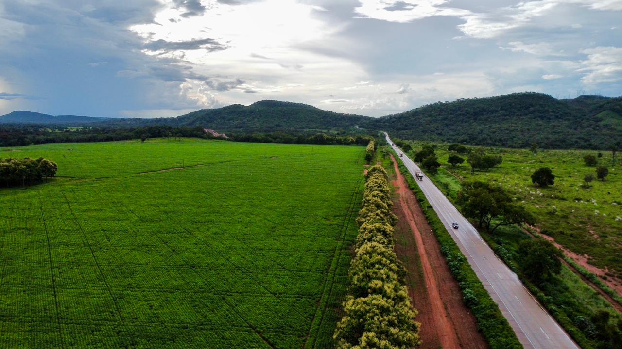 Entrada da fazenda — Agropecuária 371
