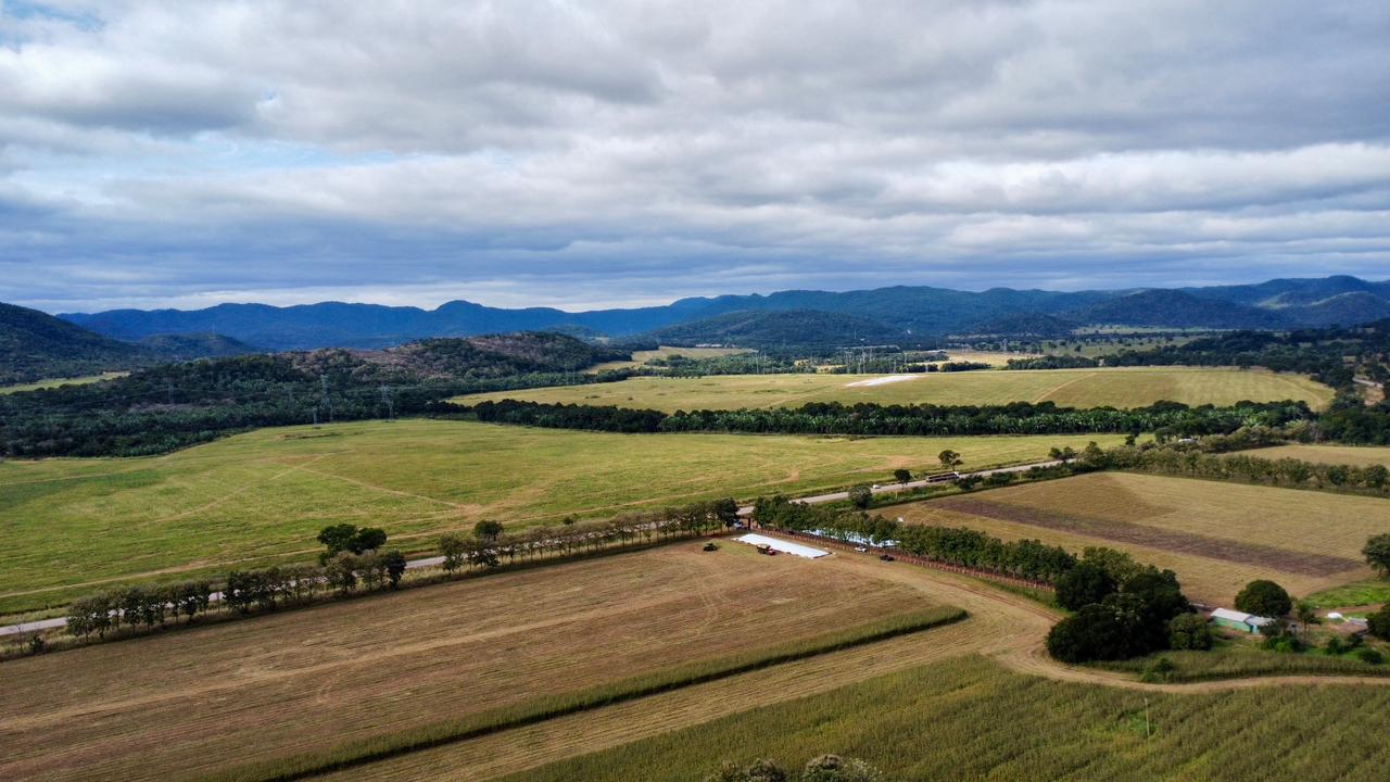 Operação agrícola da Agropecuária 371